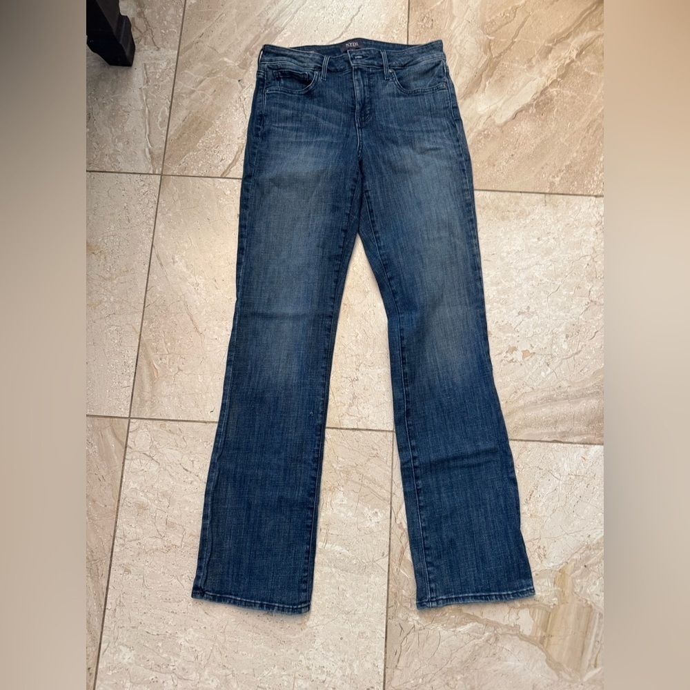 NOT YOUR DAUGHTERS JEANS NYDJ Marilyn straight Size 4